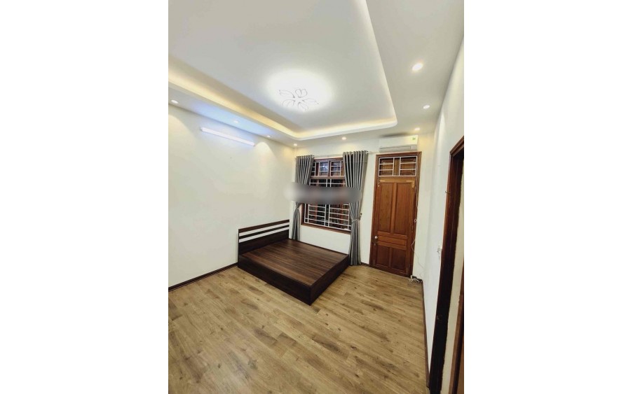 CHO THUÊ NHÀ ĐỘI CẤN, BA ĐÌNH 3 TẦNG, 55M2, 3 NGỦ MỚI ĐẸP, FULL ĐỒ Ở NGAY